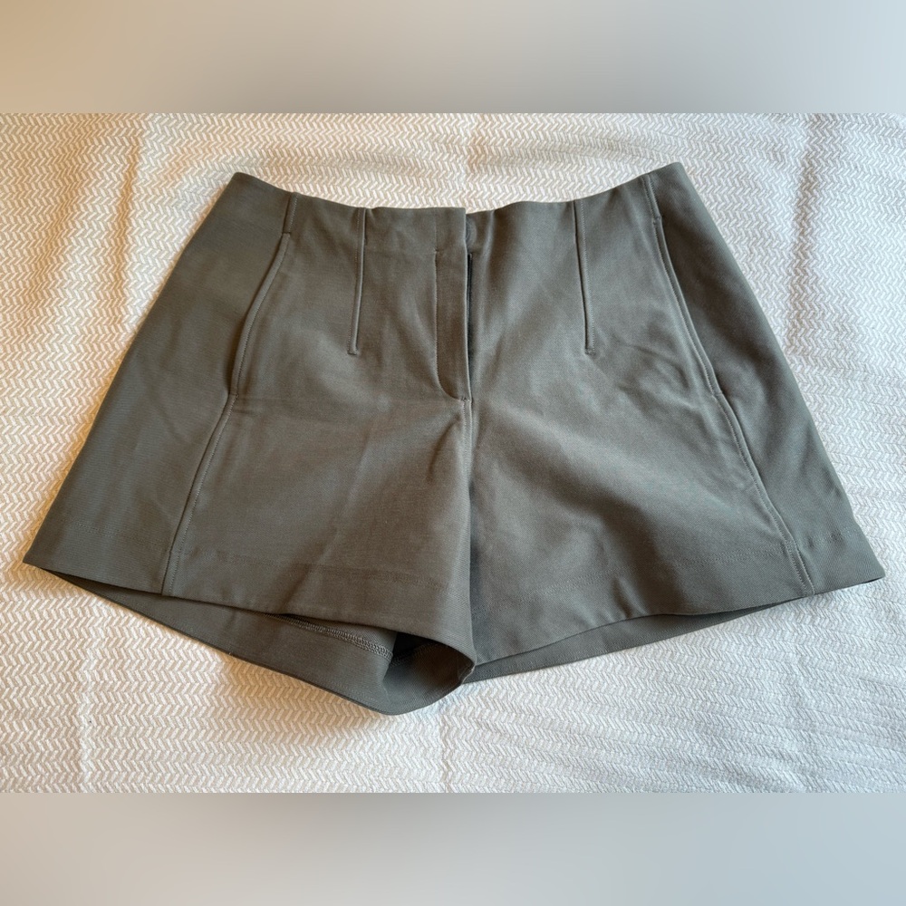 Lululemon Short